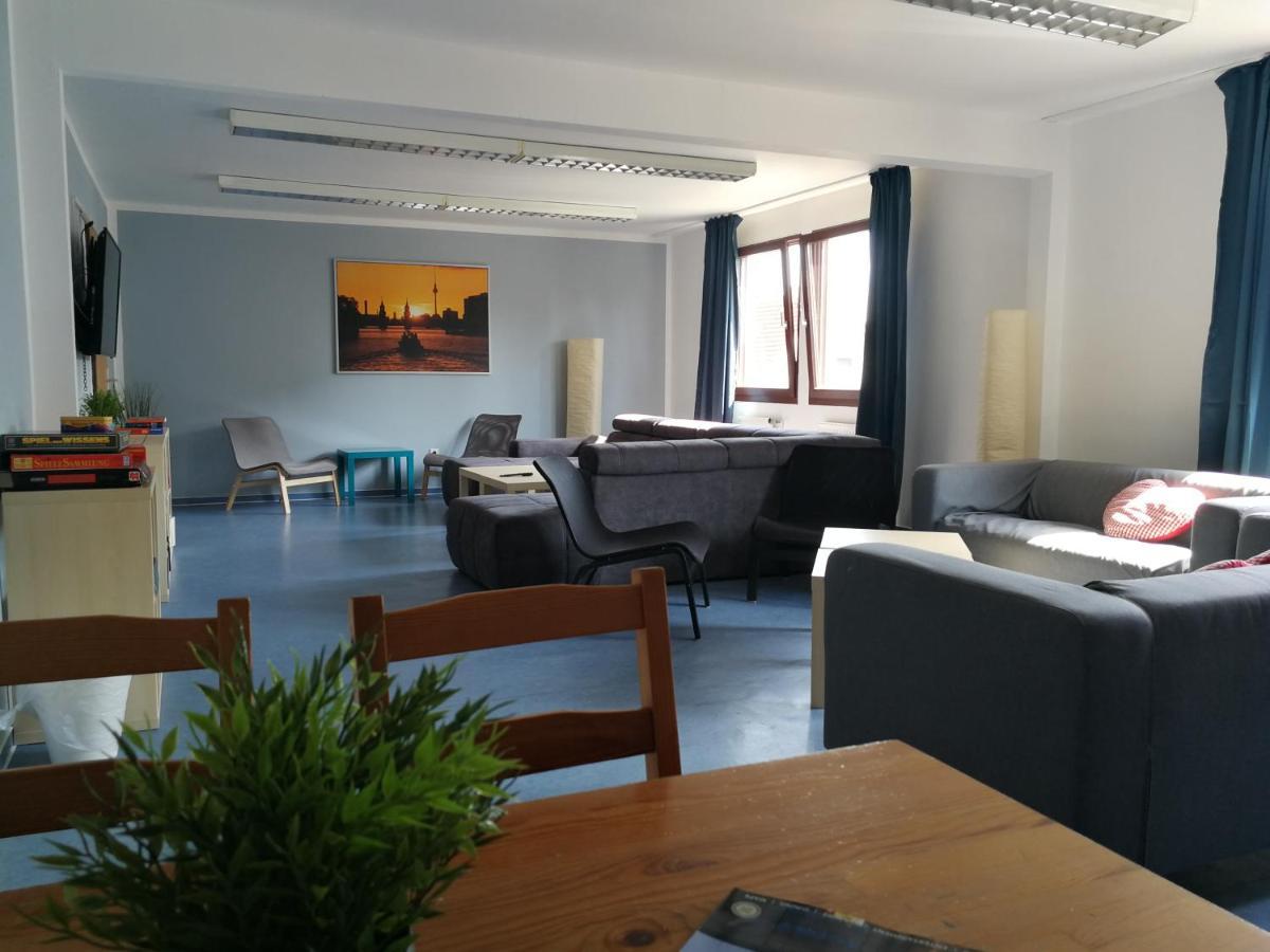 Jugendgastehaus Lichterfelde Pansiyon Berlin Dış mekan fotoğraf